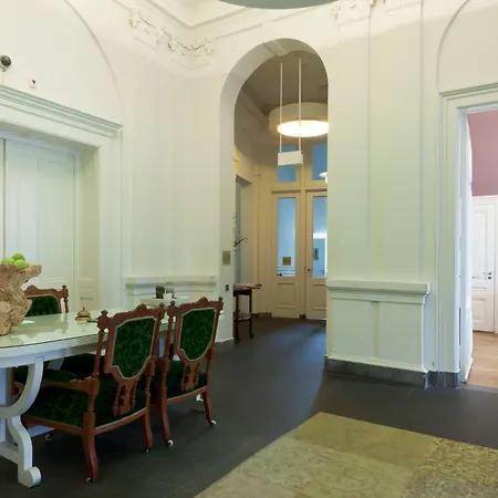 Suitehotel Pincoffs-2